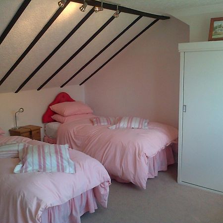 Follets B&B Pewsey Dış mekan fotoğraf