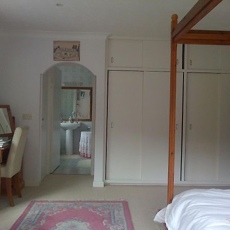 Follets B&B Pewsey Dış mekan fotoğraf