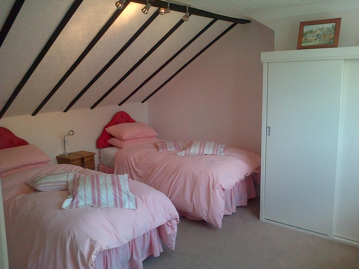Follets B&B Pewsey Dış mekan fotoğraf