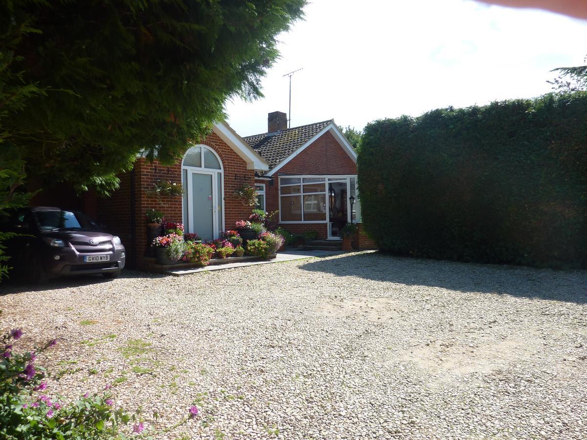 Follets B&B Pewsey Dış mekan fotoğraf